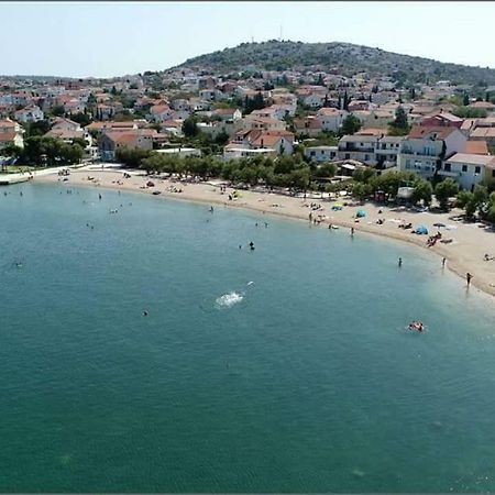 Beach Apartment Kate With Sea View, Balcony And Parking, Murter, Dalmatia Esterno foto