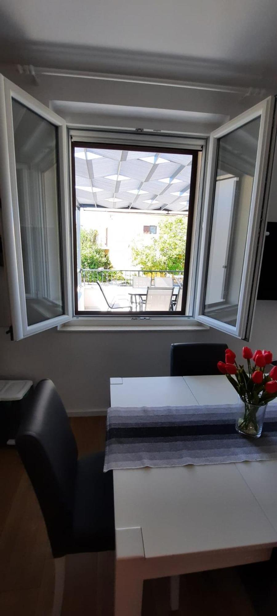 Beach Apartment Kate With Sea View, Balcony And Parking, Murter, Dalmatia Esterno foto